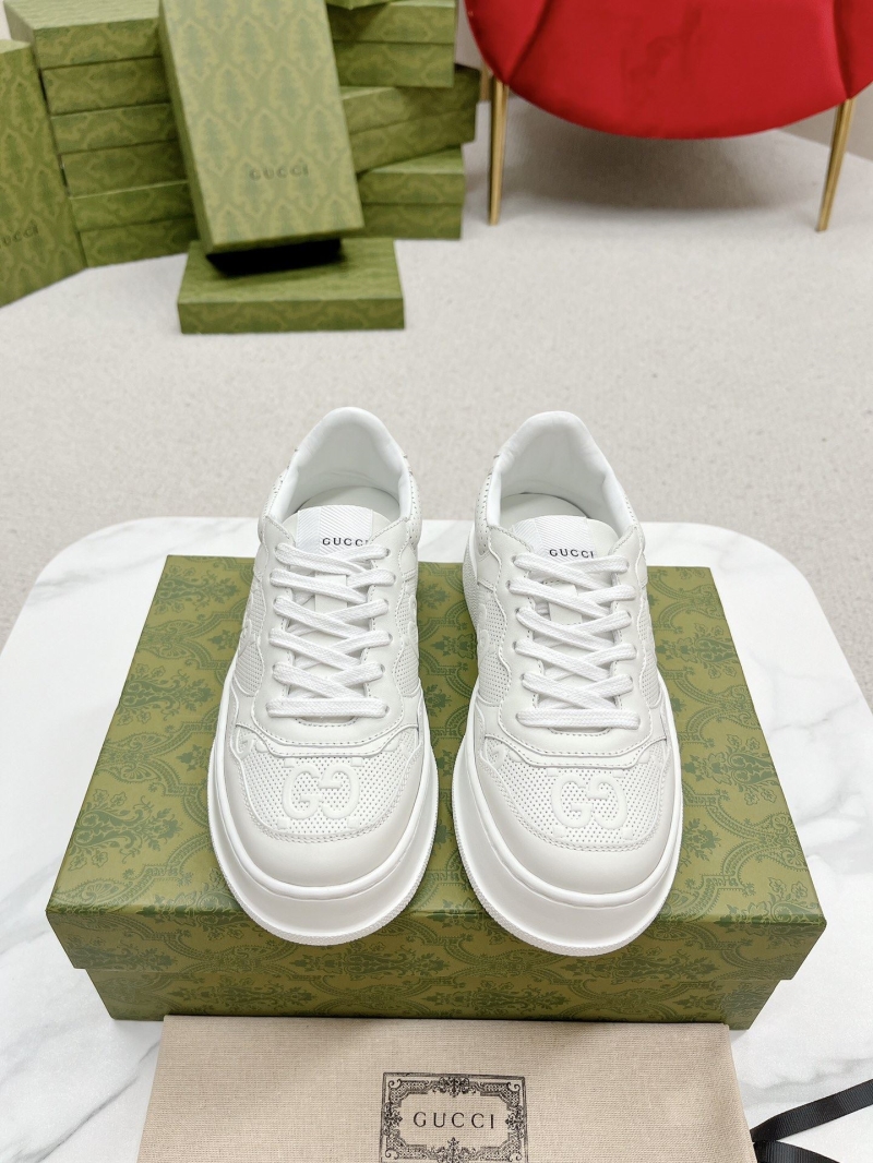 G*u*i casual shoes